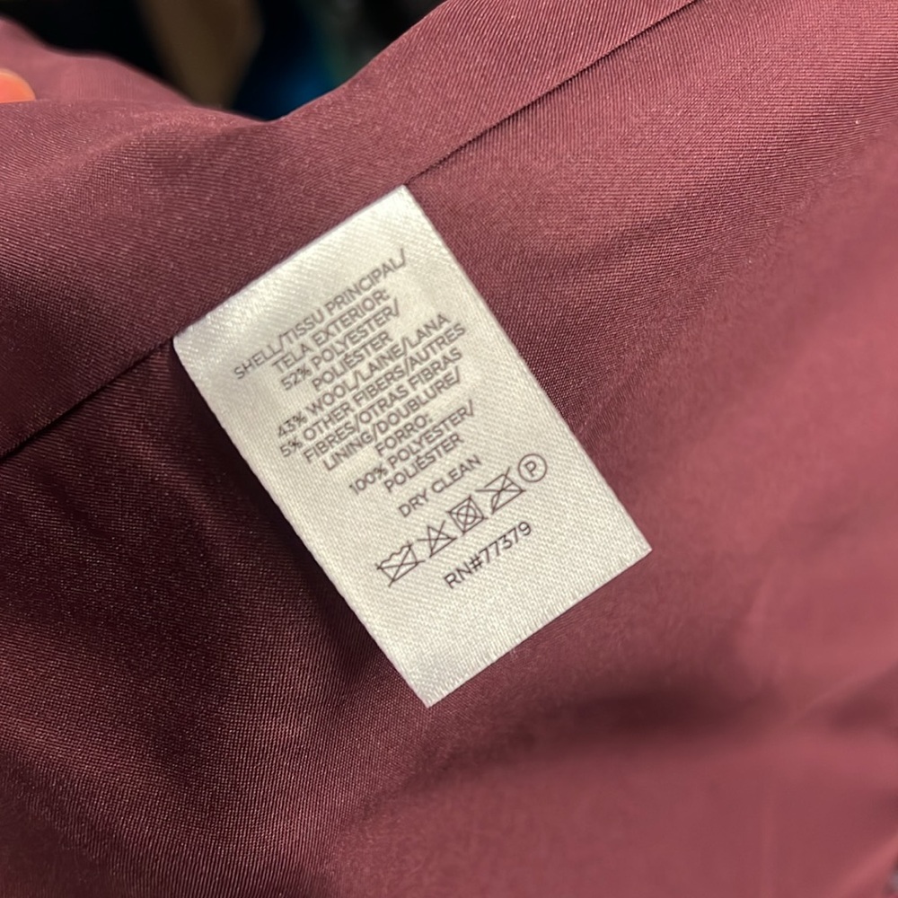 Ann Taylor burgundy plaid three piece suit. Jacket pants and wrap. - Picture 13 of 13